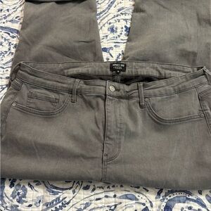 NYDJ Gray Ankle & Cropped Jeans